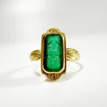 Vintage 18K Gold And Green Onyx Signet Ring. Fixed Price $480.00.