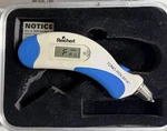 Reichert Avia Tono-pen Applanation Tonometer With Case. Fixed Price $999.00.