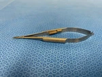 Storz E3828 Sw Barraquer Needle Holder 9MM Straight Delicate Locking Ophthalmic. Fixed Price $70.00.